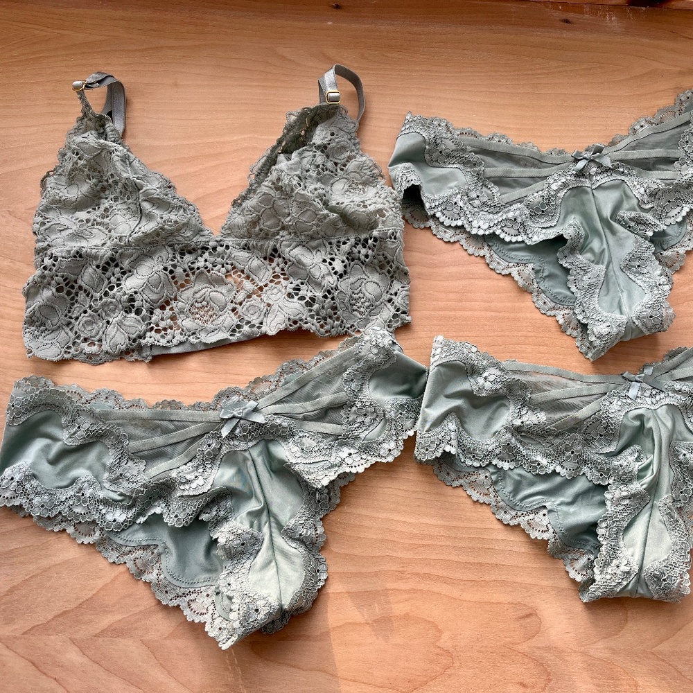 Lot NWOT Seafoam Green Lacy Longline Bralette and Cheeky Panties.